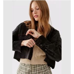 Urban Outfitters BDG Corduroy Cropped Button Down. Women’s L